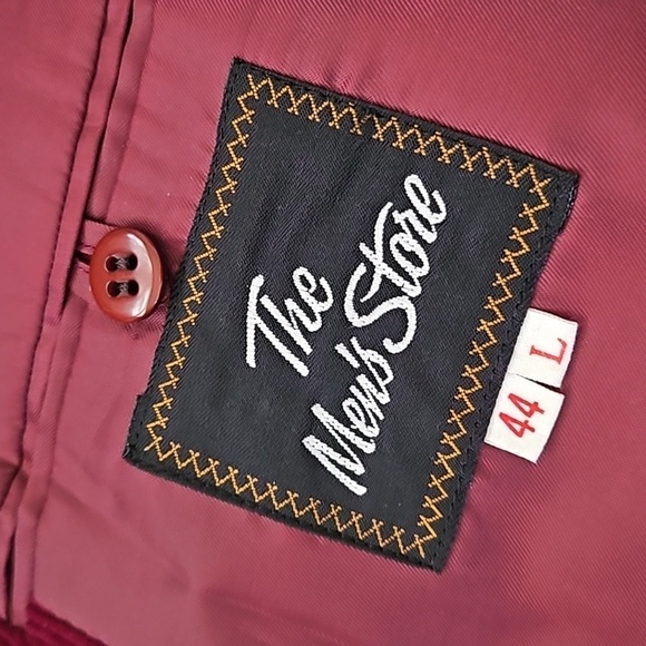 The Men's Store Vintage Cranberry Corduroy Blazer - Picture 9 of 11